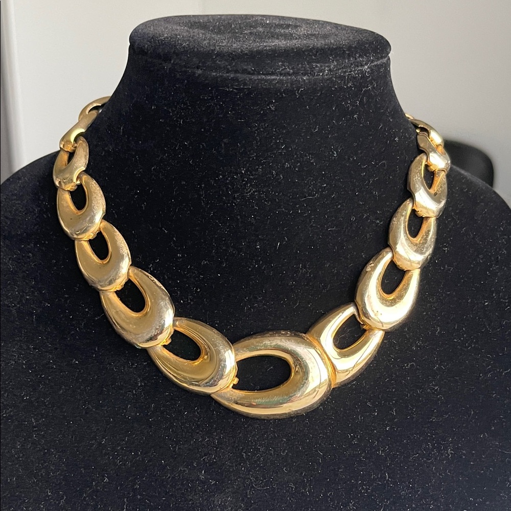 Elegant Gold-Tone Necklace